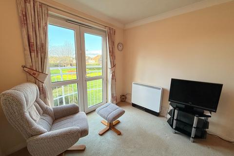 1 bedroom flat for sale, Rivendell Court, Stratford Road, Hall Green