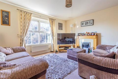 3 bedroom terraced house for sale, Bradshaw Court, Swindon SN25