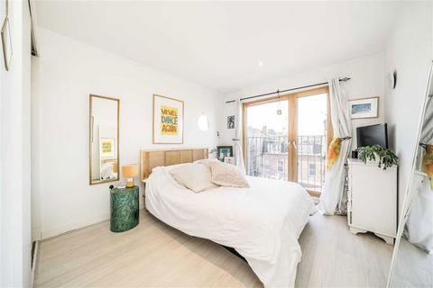 1 bedroom flat for sale, Kingsland Road, London E2