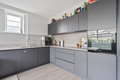 undefined, Batavia Road, Sunbury-On-Thames, TW16
