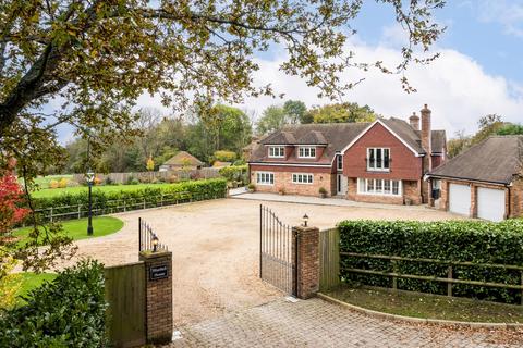 5 bedroom detached house for sale, Bank Lane, Hildenborough, Tonbridge, Kent, TN11