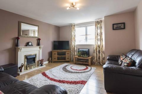 2 bedroom flat to rent, Charles Street, St Stephens Court, Aberdeen AB25