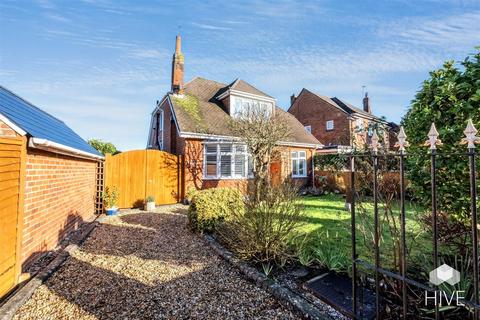 3 bedroom detached house for sale, Inglewood Avenue, Bournemouth BH8