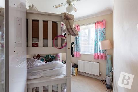 42 Lennox Close, Chafford Hundred, Grays, RM16 6AP