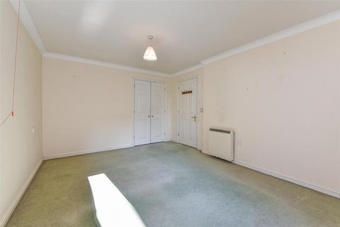 1 bedroom retirement property for sale, Stockbridge Road, Chichester, PO19