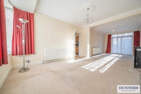 3 bedroom end of terrace house for sale, Blackfen Road, Sidcup