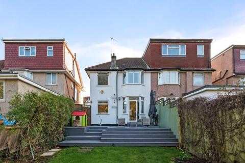 151 Farm Road, Edgware, HA8 9LP