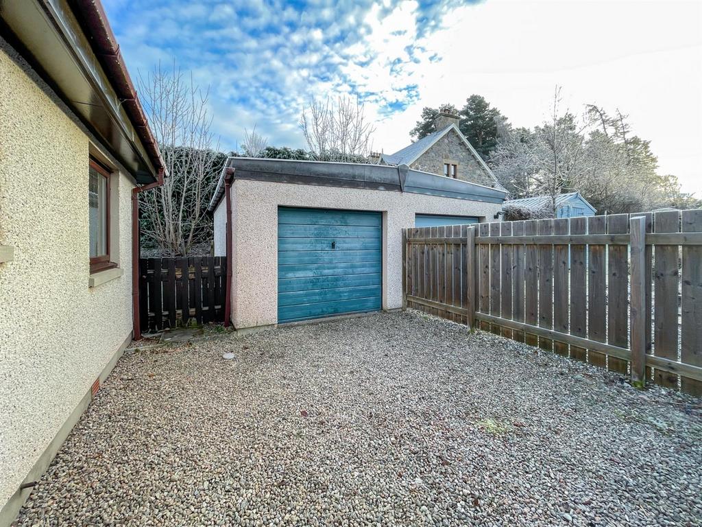 Driveway &amp; Garage