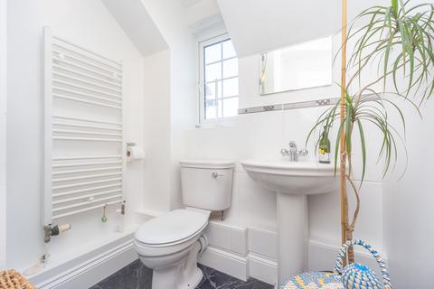 15 Bromfield Place, Fleet, GU51 1EU