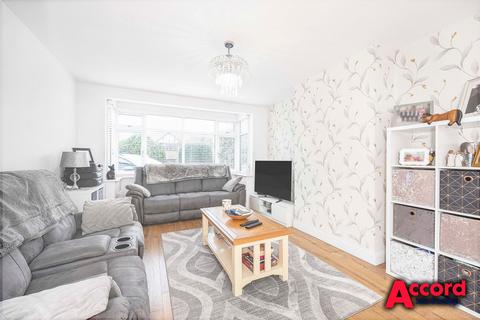 3 bedroom semi-detached house for sale, Purfleet Road, Aveley, RM15