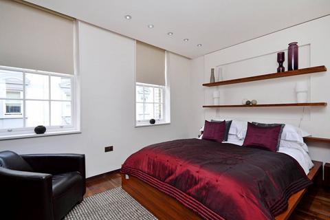 3 bedroom maisonette for sale, Shorts Gardens, Covent Garden, London, WC2H