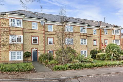 2 bedroom flat for sale, Blackwell Close, Winchmore Hill, N21