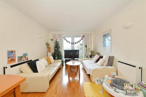 1 bedroom apartment for sale, Campania Building, 1 Jardine Road, E1W