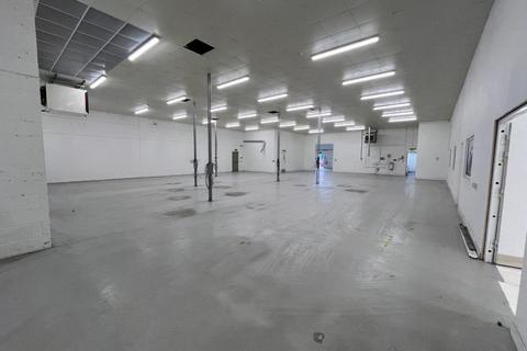 Industrial unit to rent, 3 Brunel Court, Colchester, Essex, CO4