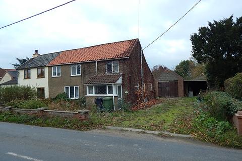 2 bedroom cottage for sale, Aylsham Road, North Walsham NR28