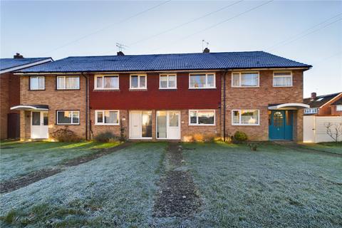 3 bedroom terraced house to rent, Greencroft Gardens, Reading, Berkshire, RG30