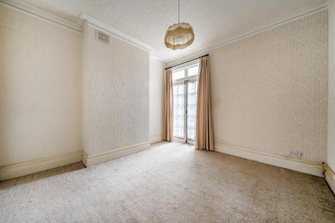 204 Mackenzie Road, Beckenham, BR3 4SF