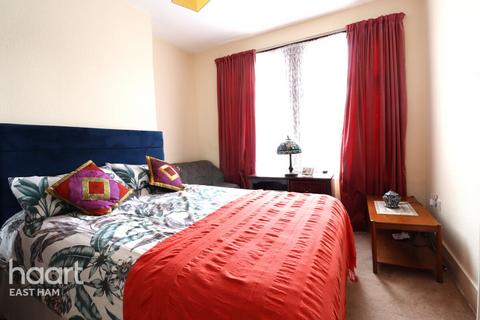 3 bedroom terraced house for sale, Chesterford Road Manor Park, London