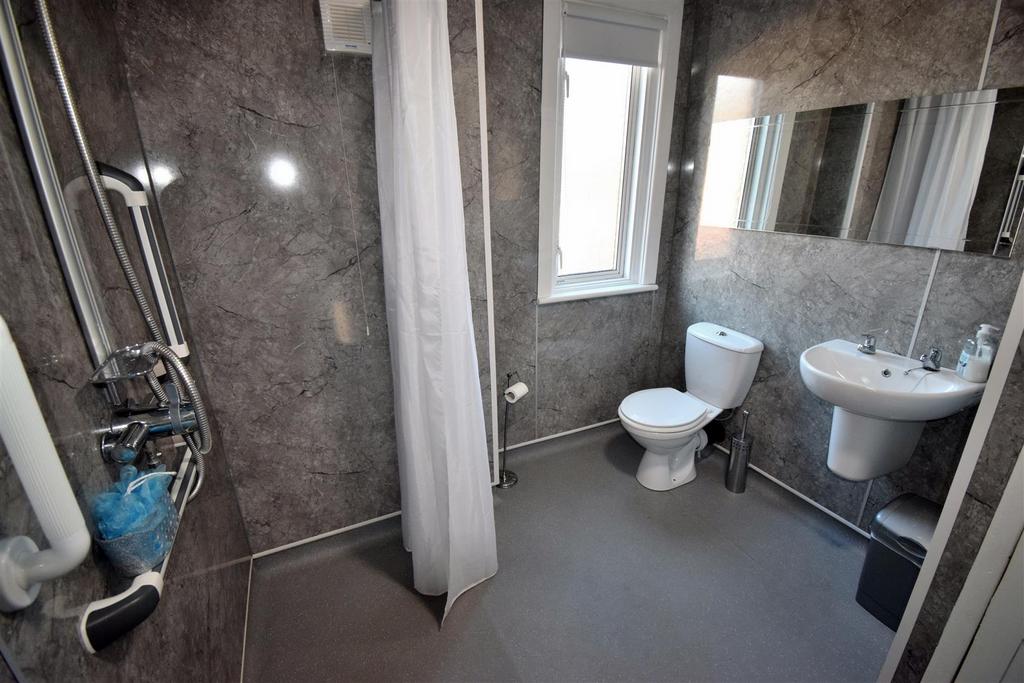 Wet Room /WC