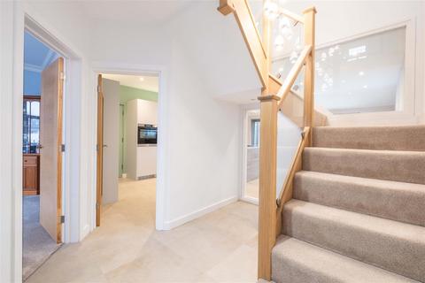 4 bedroom detached house for sale, Fairfield Road, New Milton BH25