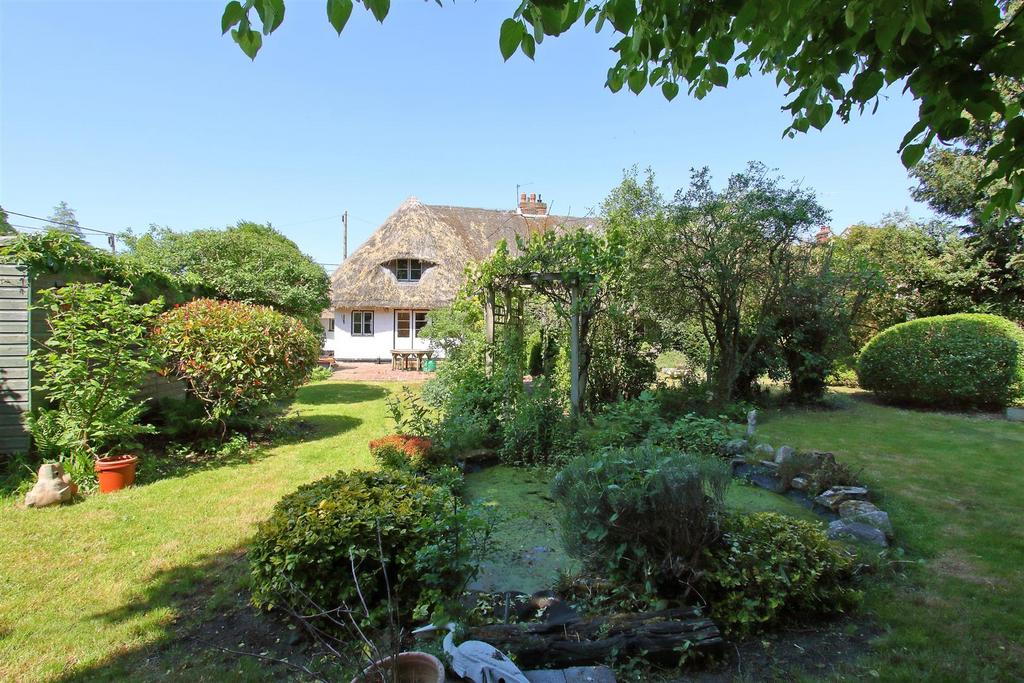 Molesy cottage garden ph102.JPG