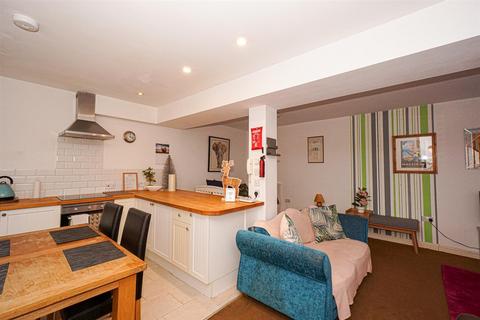 1 bedroom maisonette for sale, North Street, St. Leonards-On-Sea