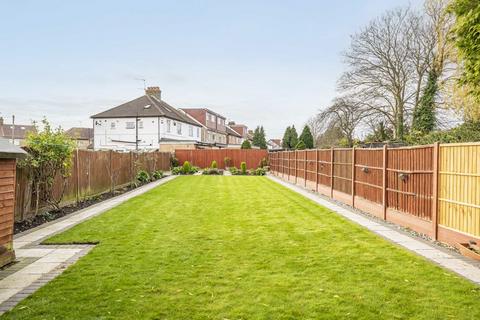 82 Gresham Road, Hounslow, TW3 4BU