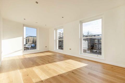 2 bedroom flat to rent, Goldhawk Road, London W12