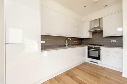 2 bedroom flat to rent, Goldhawk Road, London W12