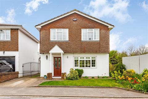 4 bedroom detached house for sale, The Street, Sevenoaks TN15