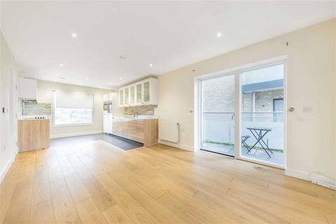 2 bedroom flat for sale, Peartree Way, London SE10