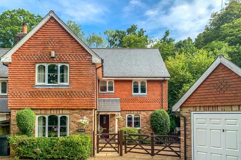 4 bedroom detached house for sale, Brightling Road, Robertsbridge