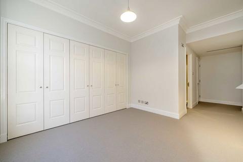 2 bedroom flat to rent, Park Street, London W1K