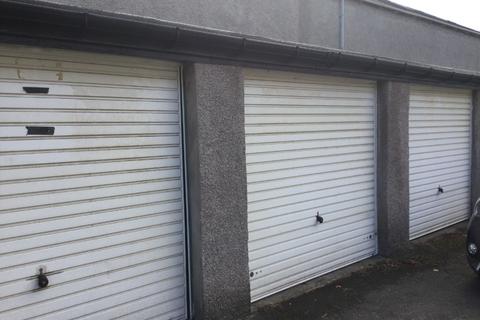 Garage to rent, St Albans Road, Edinburgh EH9