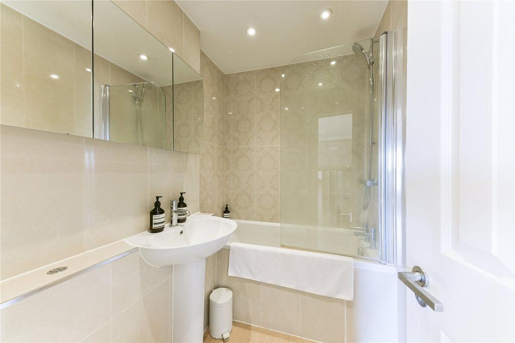 Bedroom Two En-Suite