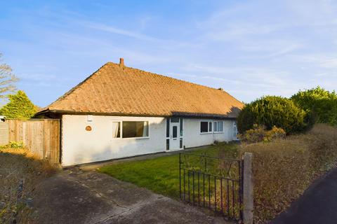 2 bedroom semi-detached bungalow for sale, Dorket Drive, Nottingham NG8