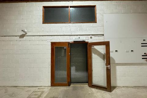 Warehouse to rent, Epping