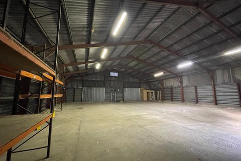 Warehouse to rent, Epping