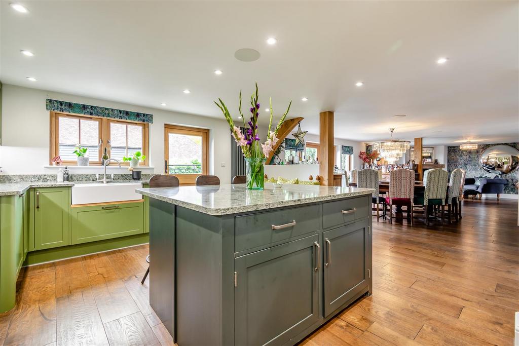 Kitchen/Breakfast Room