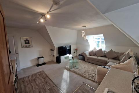 2 bedroom apartment for sale, Merrymeade Chase, Brentwood