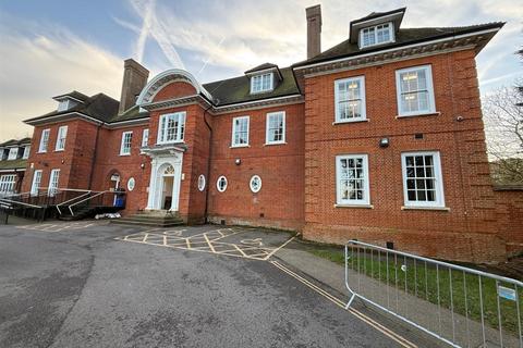 2 bedroom apartment for sale, Merrymeade Chase, Brentwood