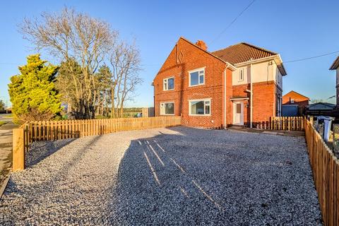 3 bedroom terraced house for sale, . DN9