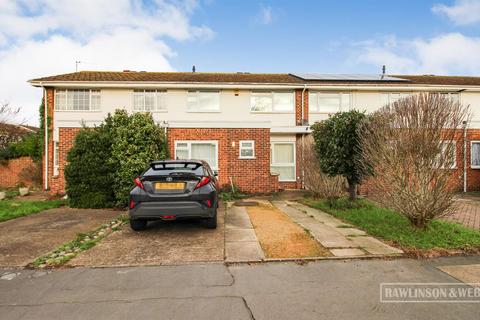 4 bedroom terraced house to rent, Fleetside, West Molesey KT8