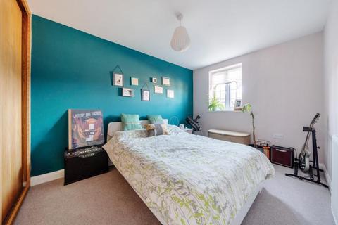29 Heron Drive, Witney, OX28 6NP