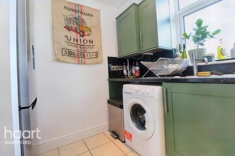 1 bedroom maisonette to rent, Wellcome Avenue, DARTFORD