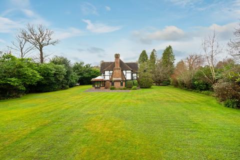 7 bedroom detached house for sale, Silverdale Avenue, Walton-on-Thames, Surrey, KT12