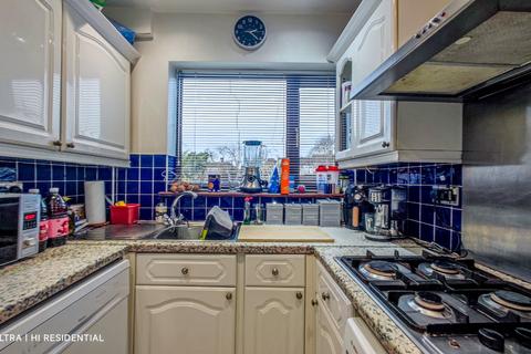 3 bedroom semi-detached house for sale, Rutherglen Road, Abbey Wood, SE2