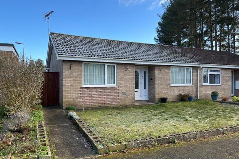 2 bedroom semi-detached bungalow to rent, Lime Close, Bury St. Edmunds IP28