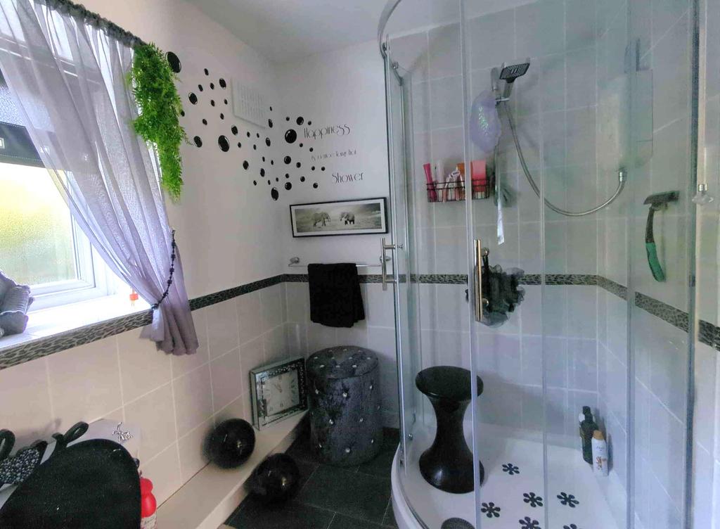 Bathroom new 1