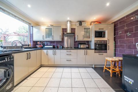 14 Gresham Road, Uxbridge, UB10 0HT
